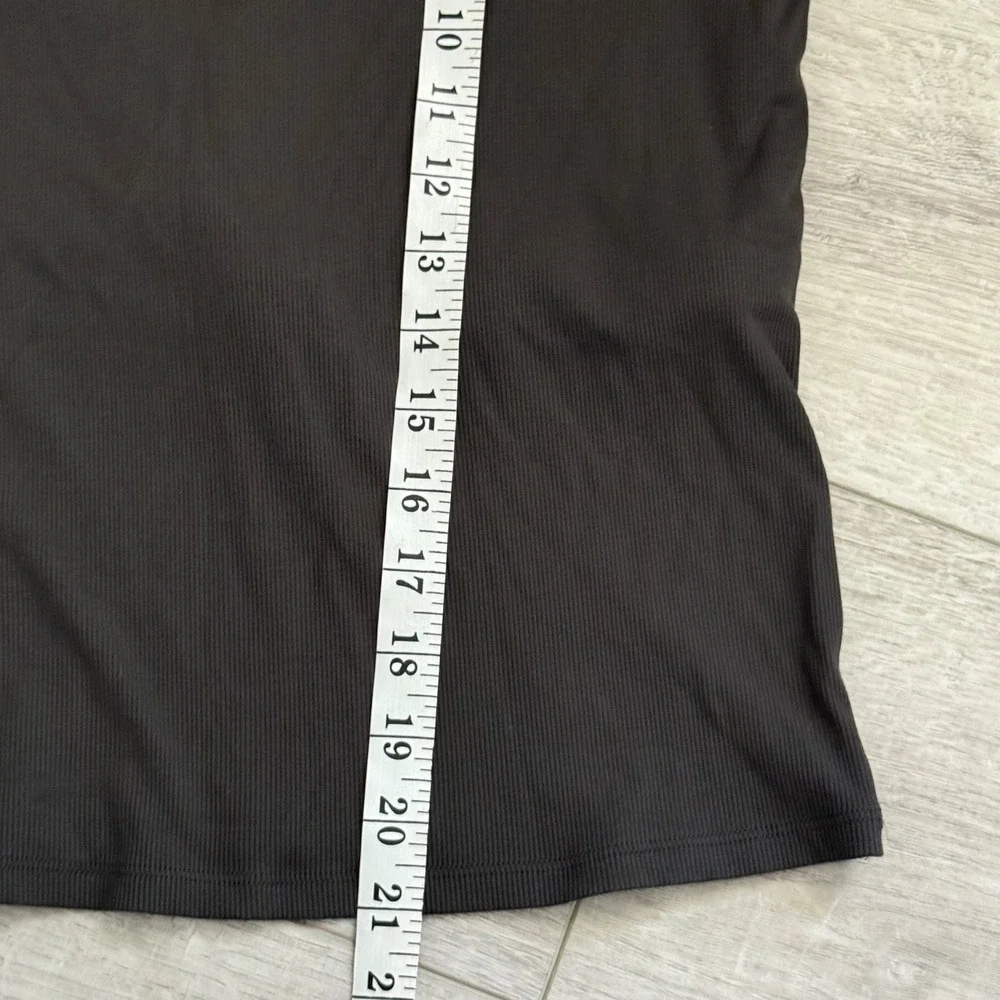 Vuori Ribbed Pose Square Neck Scoop Back Short Sleeve Top Dark Oregano - Large - Picture 4 of 5